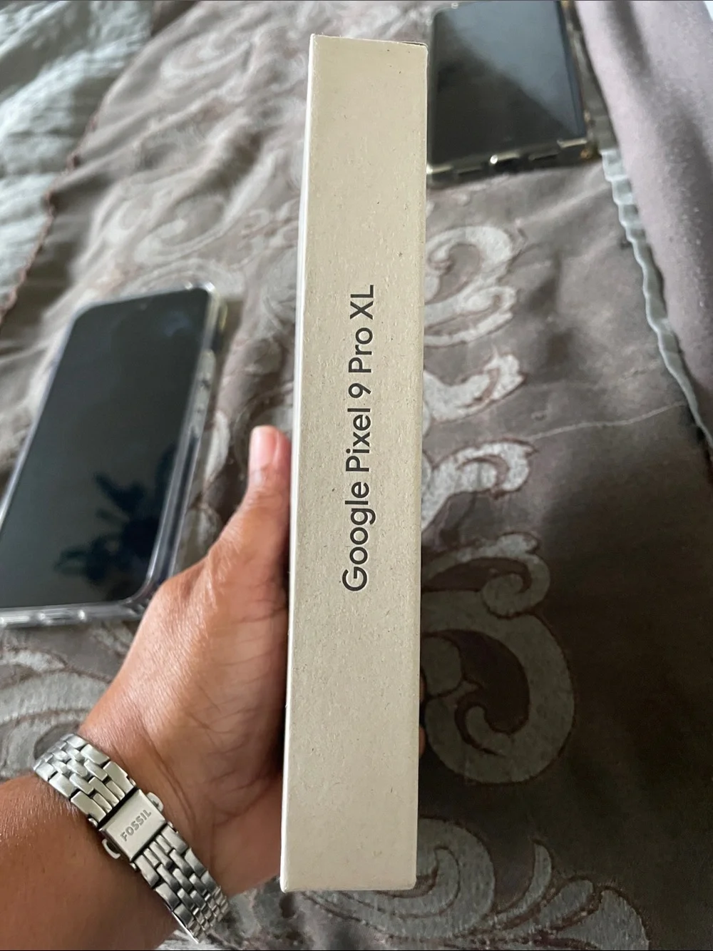 Google Pixel 9 Pro XL Box - White Packaging